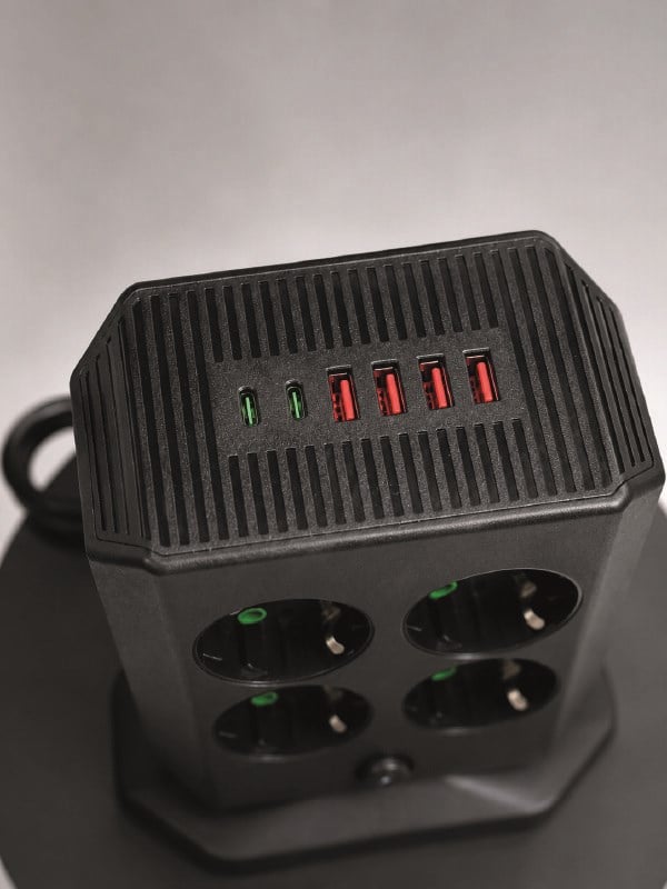 Akım Korumalı 8'li Dikey Priz 4 USB 2 Type-C Hızlı Şarj Destekli Çoklu Priz
