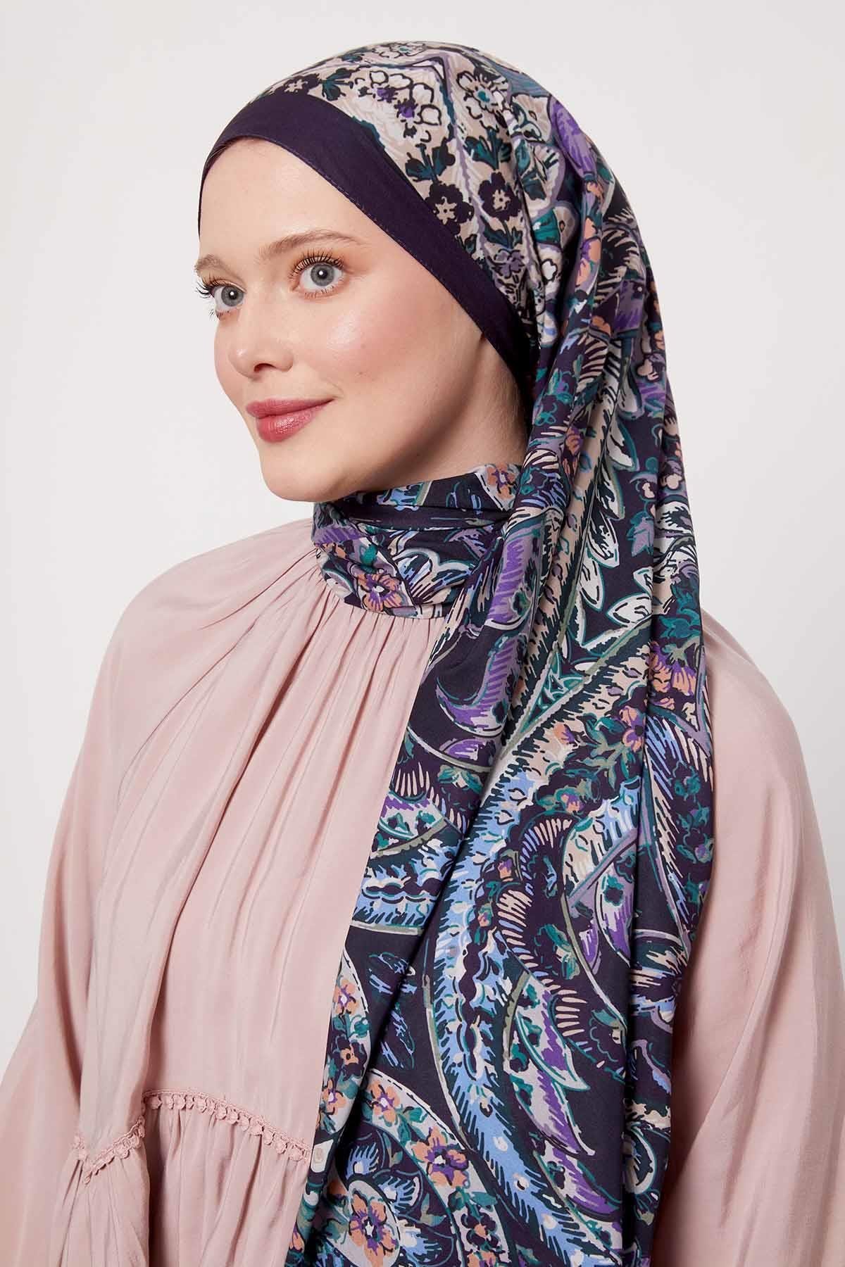 Modern Şal Bağlama Modeli