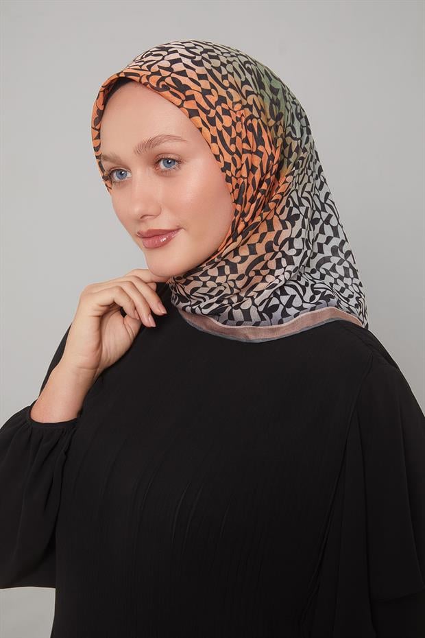 Açık Taba Renk Geçişli Desen Soft Eşarp