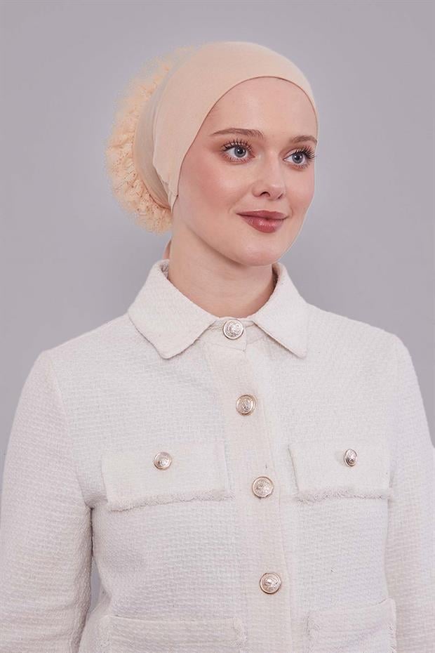 Açık Bej Silikonlu Dikişsiz Fırfırlı Bone