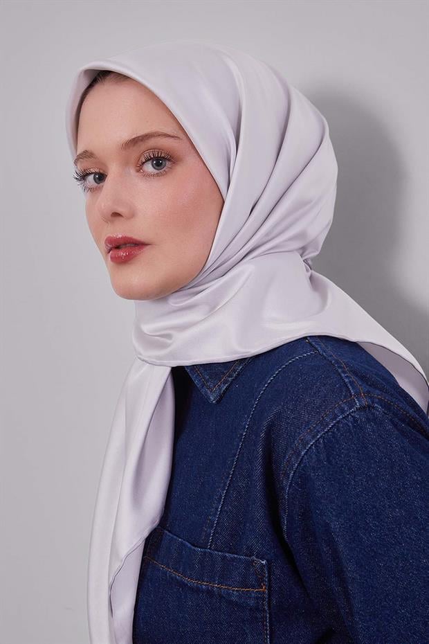 Açık Gümüş Düz Renk Trend Twill Eşarp