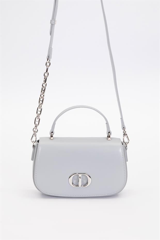 Açık Mavi Aksesuar Kapaklı Omuz Çantası