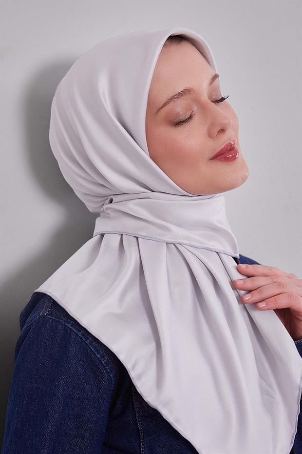 Açık Gümüş Düz Renk Trend Twill Eşarp