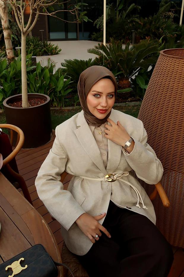 Açık Kahve Benek Desen Monogram İpek Eşarp