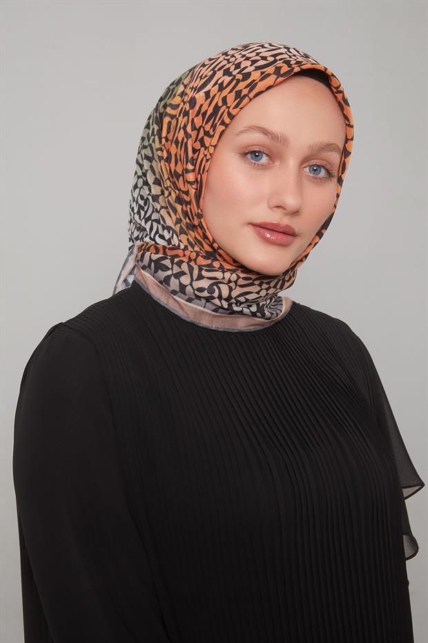 Açık Taba Renk Geçişli Desen Soft Eşarp