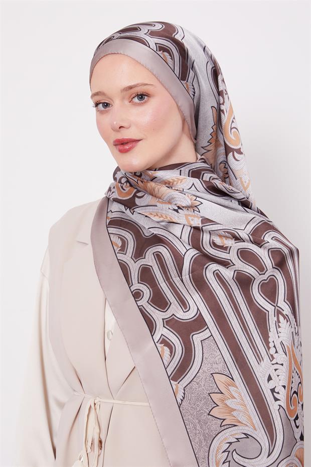 Açık Vizon Baroklu Hint İpeği Şal