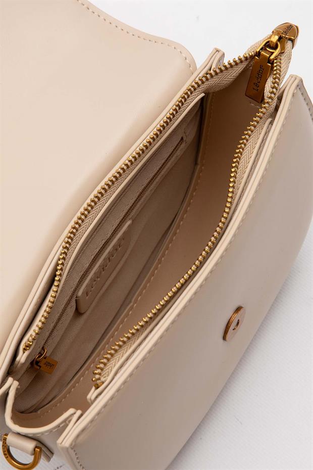 Açık Vizon Oval Zincir Detaylı Omuz Çantası