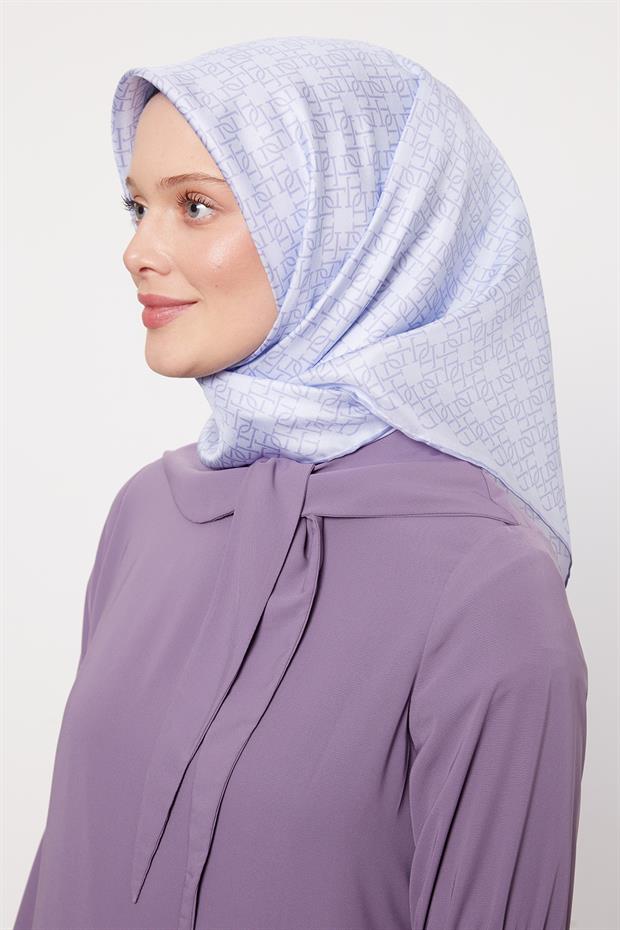 Açık Mavi Çizgili Sarmal Desen Twill İpek Eşarp