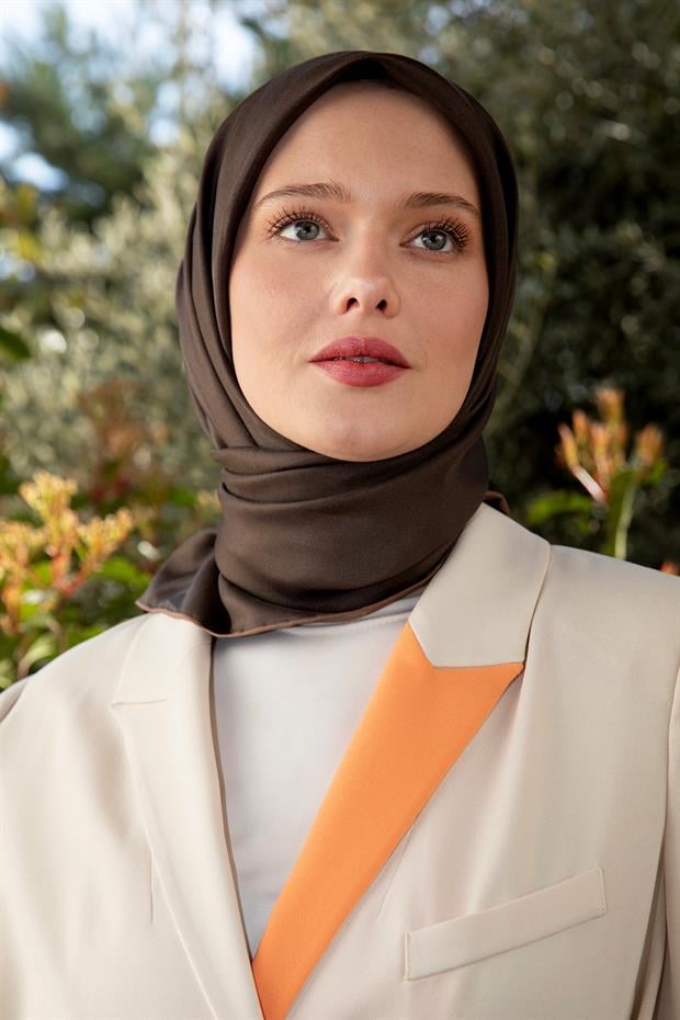 Acı Kahve Çift Taraflı Twill İpek Eşarp