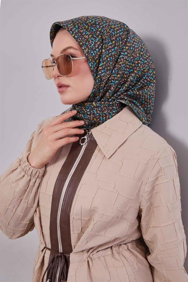 Acı Kahve Mini Yazı Detay Twill İpek Eşarp