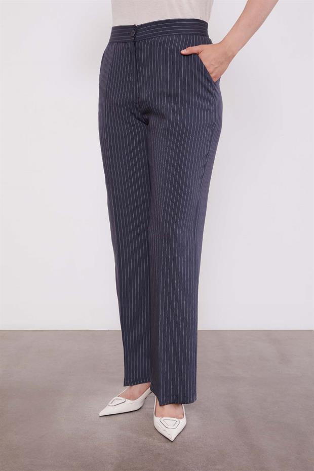 Antrasit Çizgili Çiçek Desen İkili Takım