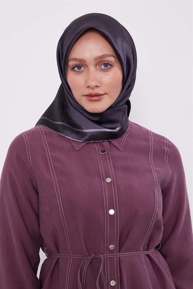 Antrasit Petek Desen Monogram İpek Eşarp