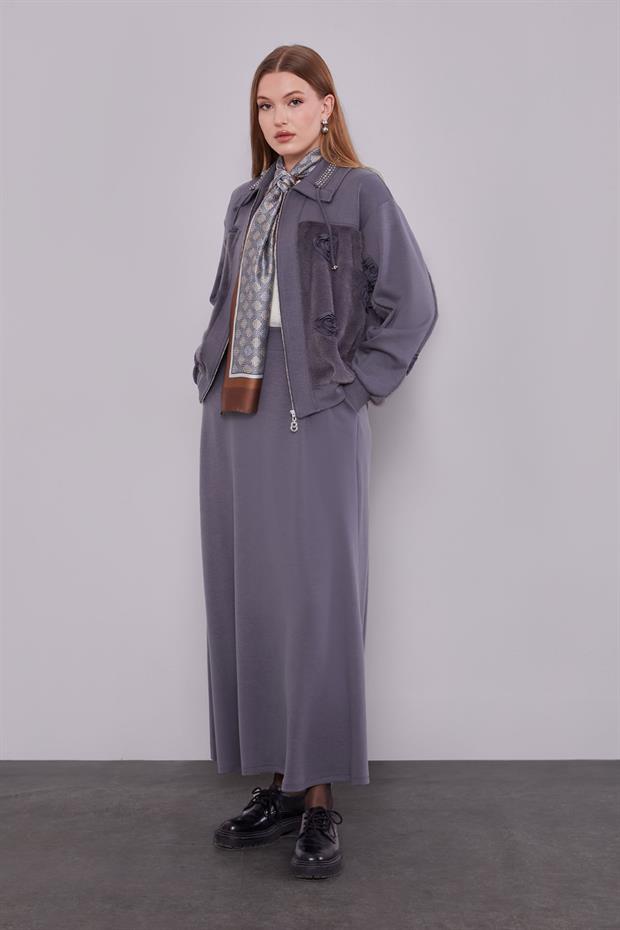 Antrasit Yaka Taşlı Gül Detay Etek Takım