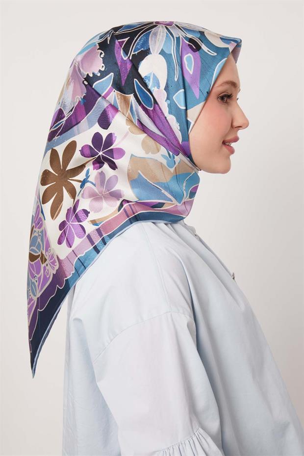 Bebe Mavisi Karışık Çiçek Desen Twill İpek Eşarp
