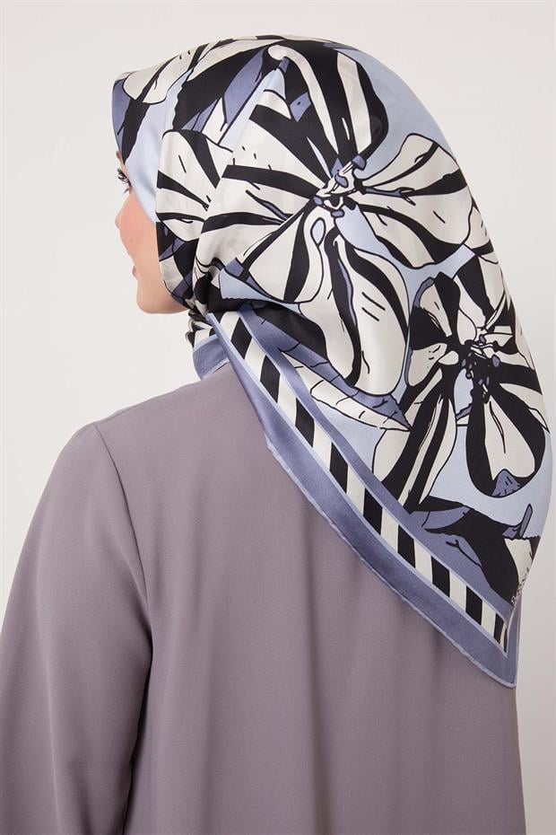 Bebe Mavisi Zambak Desen Twill İpek Eşarp