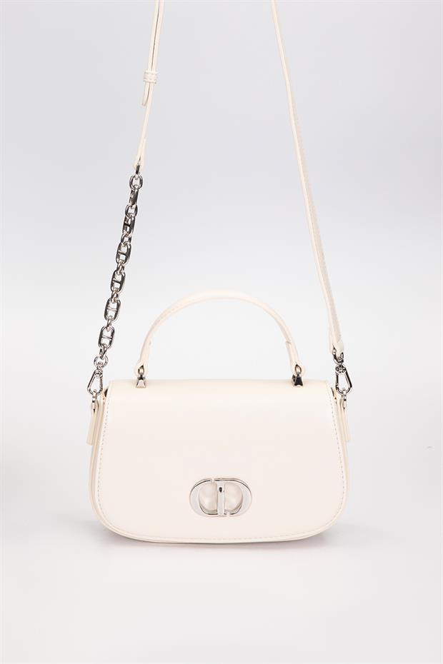 Bej Aksesuar Kapaklı Omuz Çantası