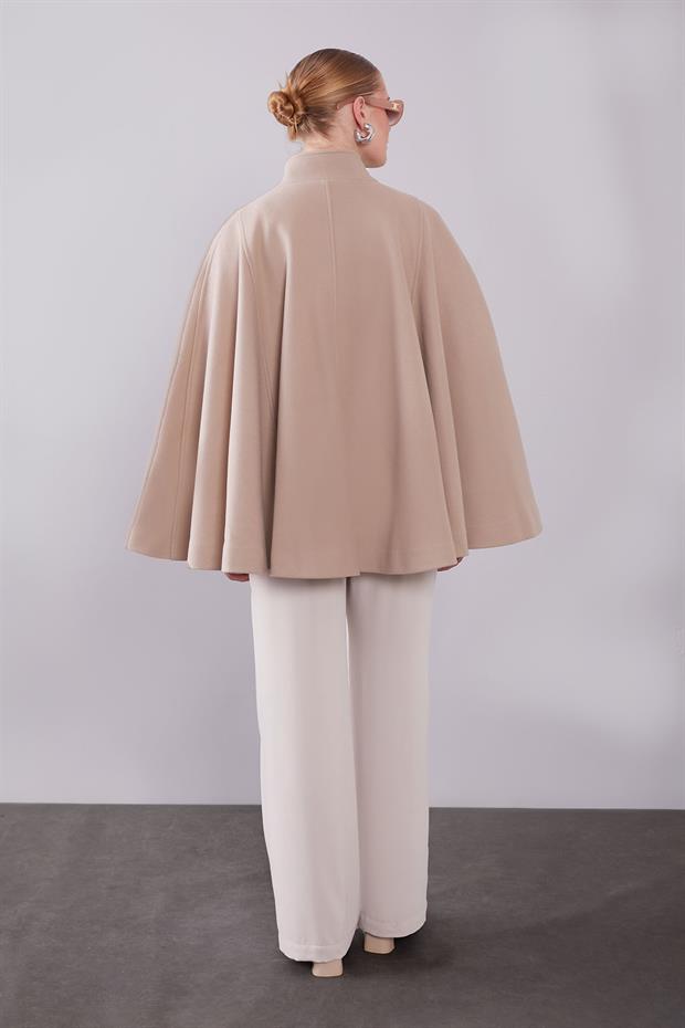 Bej Gizli Kemer Detaylı Panço