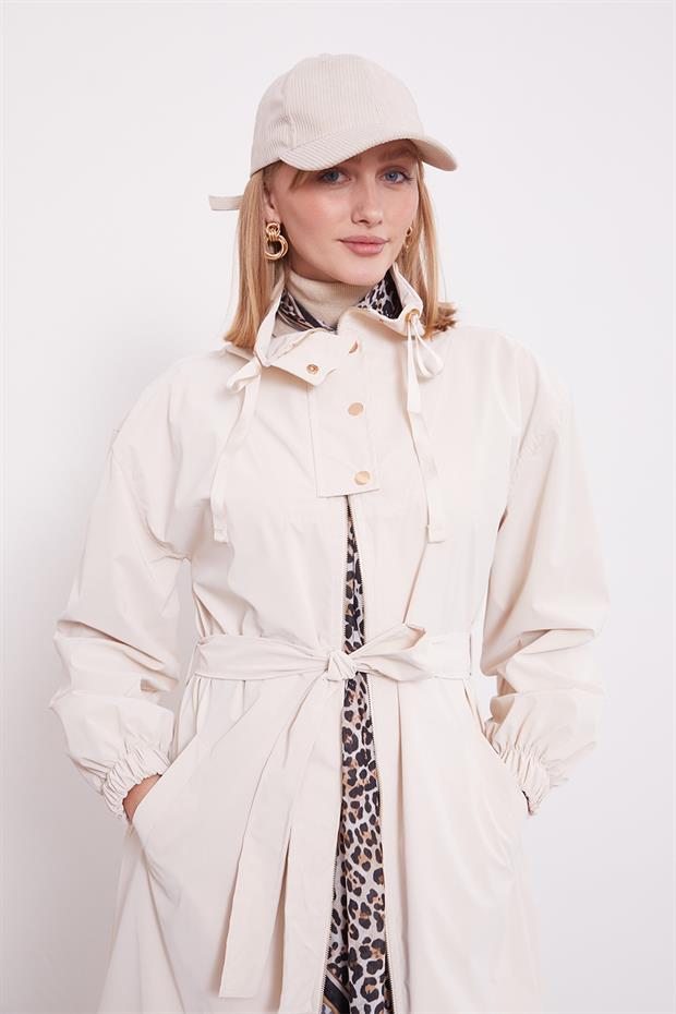 Bej Kurdale Yaka Detay Trençkot