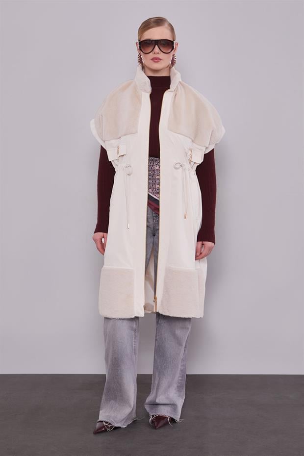 Bej Kürk Yakalı Yelek