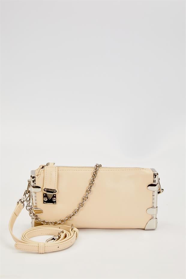 Bej Metal Köşeli Omuz Çantası