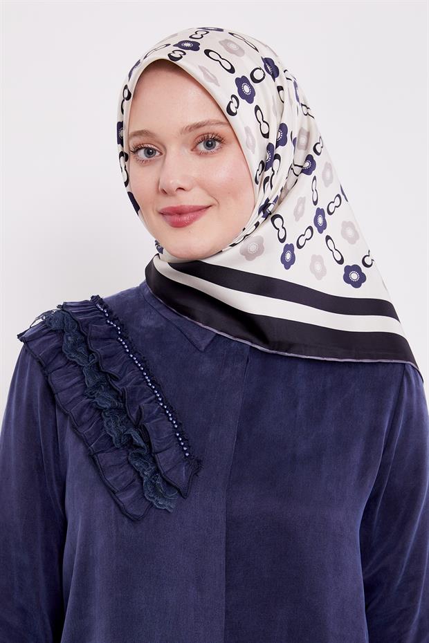 Bej Papatya Desen Twill İpek Eşarp