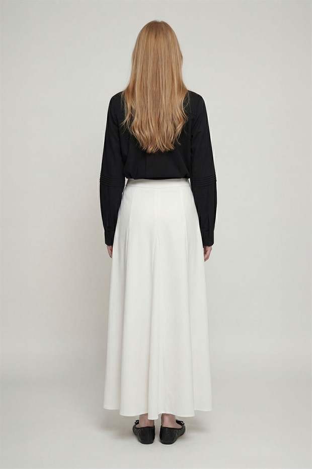 Bej Pile Detaylı Etek