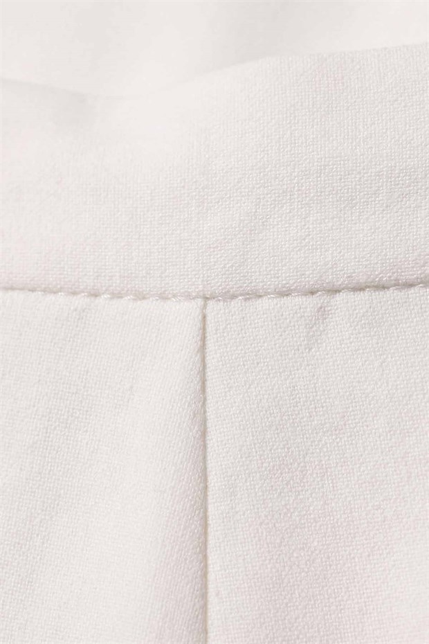 Bej Pile Detaylı Etek