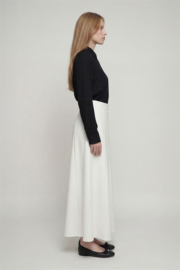 Bej Pile Detaylı Etek