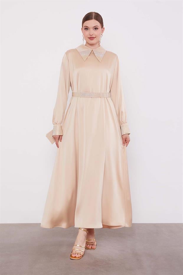 Bej Taş Detaylı Saten Elbise