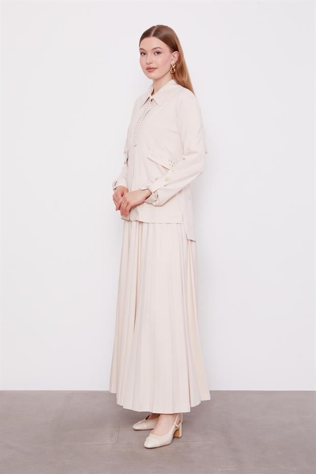 Bej Taş Yaka Detay Piliseli Etek Takım