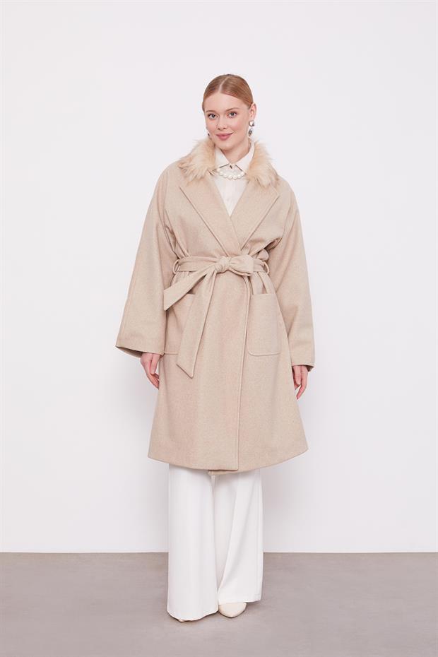 Bej Yakası Küklü Kuşaklı Kaşe Kaban