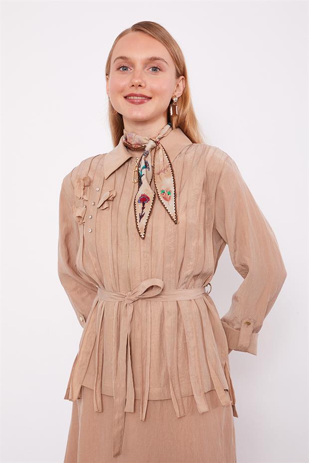 Bej Yakası Taş Detaylı Cupra Etek Takım