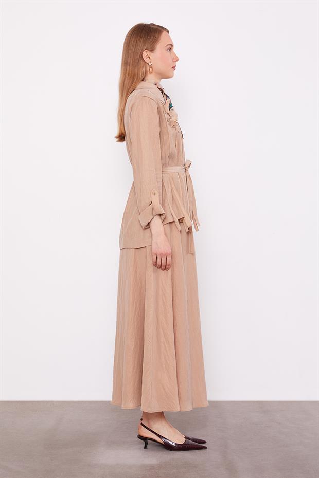 Bej Yakası Taş Detaylı Cupra Etek Takım