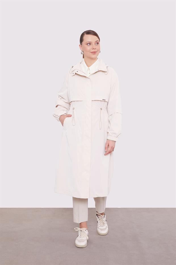 Bej Yansıma Detaylı Trençkot