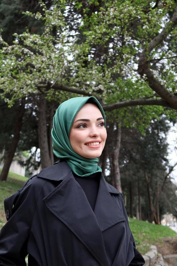 Benetton Çift Taraflı Twill İpek Eşarp