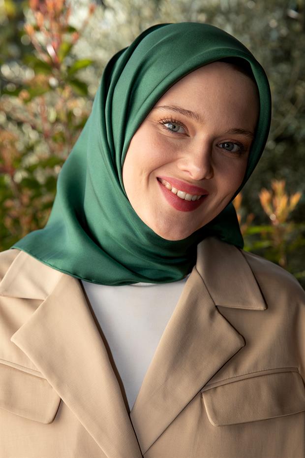 Benetton Çift Taraflı Twill İpek Eşarp