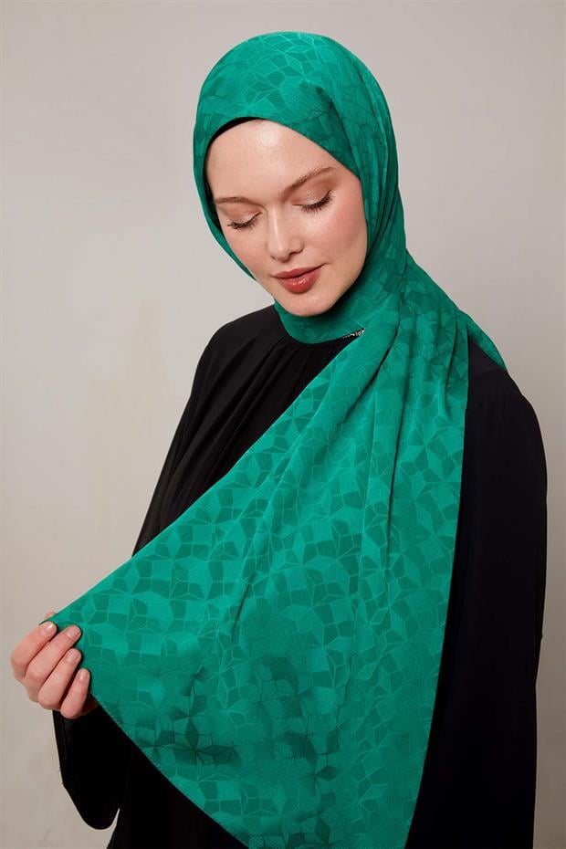 Benetton Kristal Desen Jakar Capri Şal