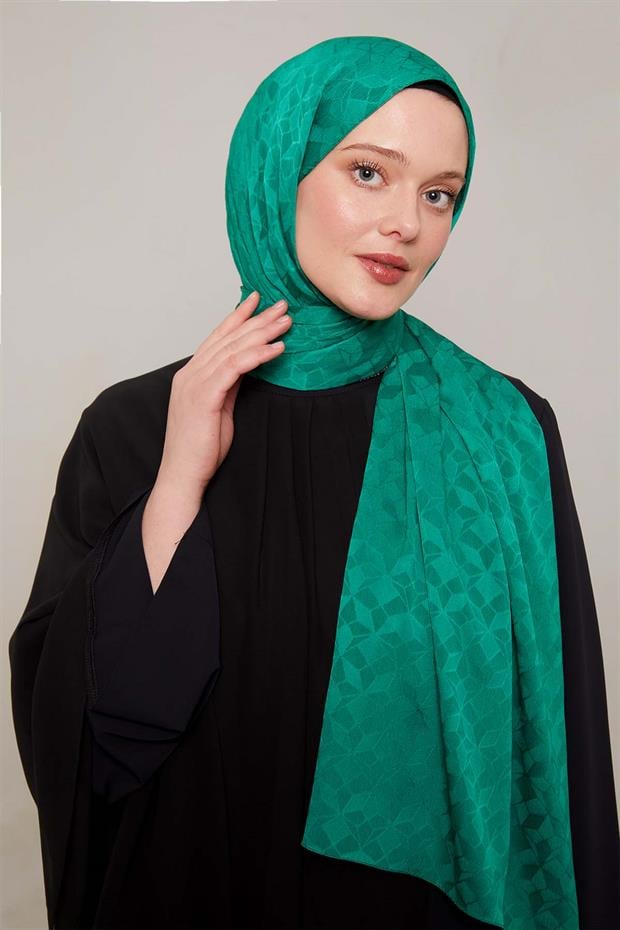 Benetton Kristal Desen Jakar Capri Şal