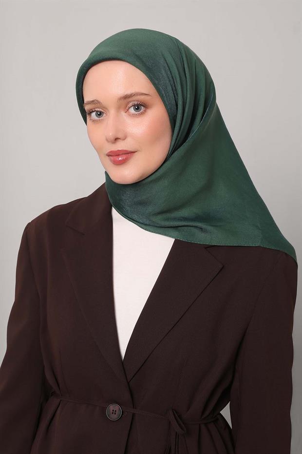 Benetton Pırıltı Eşarp