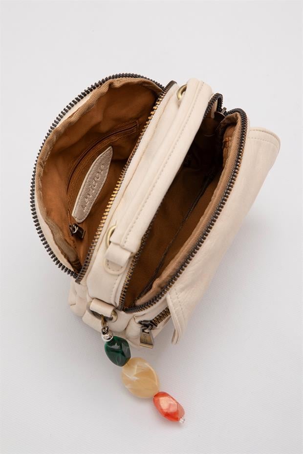 Beyaz Aksesuar Taş Detaylı Omuz Çantası