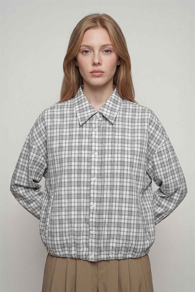 Beyaz Bel Klips Detaylı Gömlek