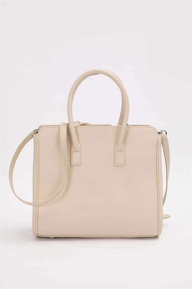 Beyaz Halka Aksesuar Detaylı Omuz Çantası