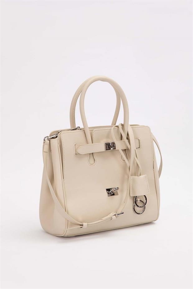 Beyaz Halka Aksesuar Detaylı Omuz Çantası