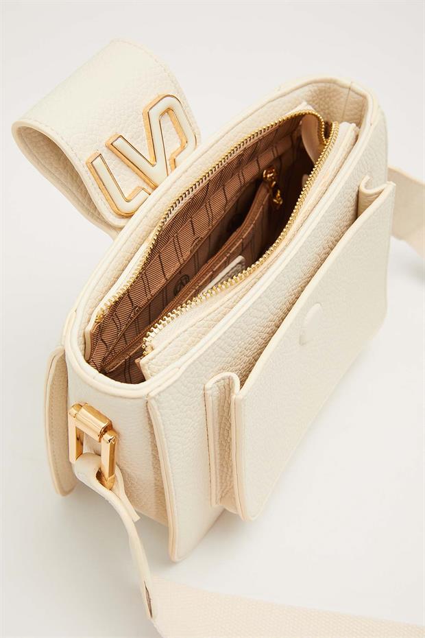 Beyaz Ön Cep Detaylı Omuz Çantası