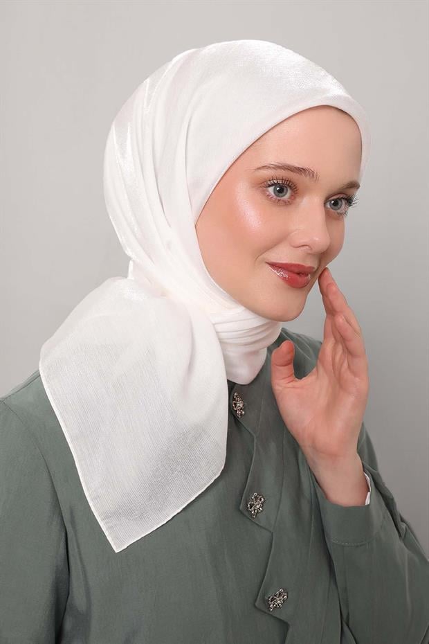 Beyaz Pırıltı Eşarp