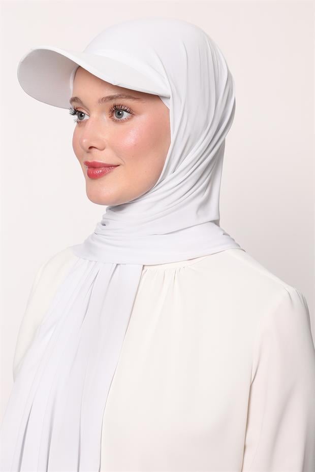 Beyaz Pratik Şapkalı Şal