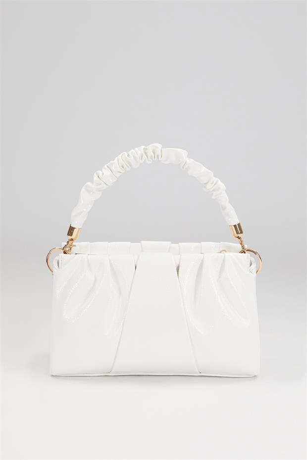 BEYAZ RUGAN Büzgü Detaylı El Çantası