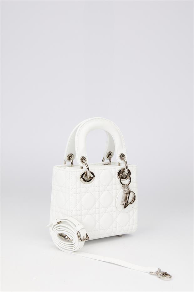 Beyaz Silver Akseusar Detaylı El Çantası