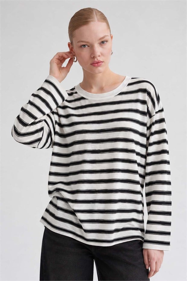 Bisiklet Yaka Oversize Sweatshirt Siyah - Beyaz