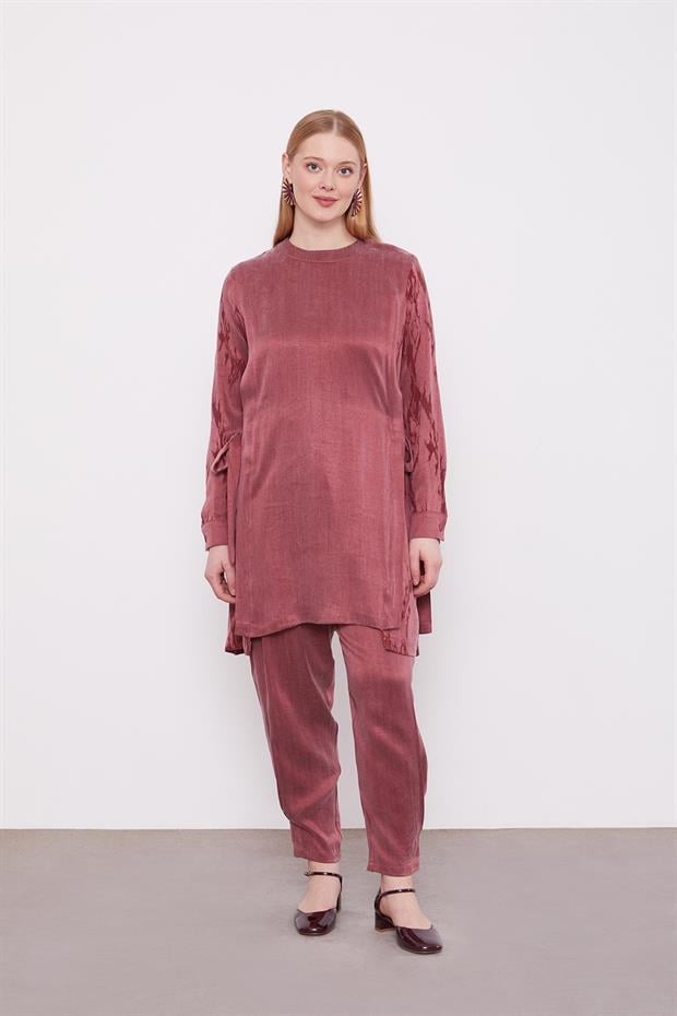 Bordo Bel Bağlama Detaylı Parlak Gürünümlü İkili Takım